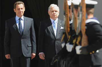 Ανοίγει η γαλλική αγορά εργασίας σε οκτώ πρώην κομμουνιστικές χώρες της ΕΕ