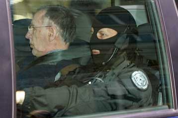 Ισόβια για τον χειρότερο κατά συρροή δολοφόνο στα χρονικά της Γαλλίας