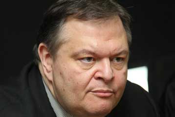 Οξύνει τις σχέσεις ΠΑΣΟΚ – Αριστεράς το ναυάγιο της προσέγγισης με το ΣΥΡΙΖΑ