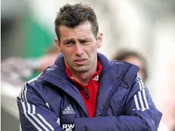 Δεν έχω δεχθεί πρόταση από τον Παναθηναϊκό, υποστηρίζει ο Μίκαελ Σκίμπε