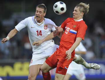 Η Ρωσία επικράτησε 2-1 της Σερβίας, ισοπαλία της Αρμενίας με τη Μολδαβία