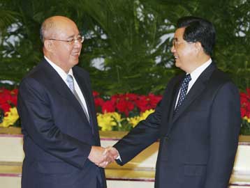 Ξεκινούν ξανά τις διμερείς επαφές τους Κίνα και Ταϊβάν