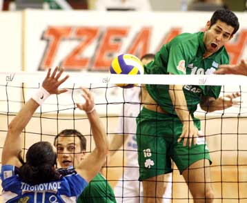 «Εχω πρόταση από τη Ρωσία που καλύπτει τις φιλοδοξίες μου» δήλωσε ο Ντάντε