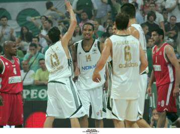 «Πράσινη» νίκη εν μέσω γροθιών και αποβολών – Κινδυνεύουν Γουντς, Τομάσεβιτ, ΟΑΚΑ