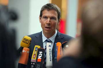 Τους διευθυντές των εταιρειών τηλεπικοινωνίας καλεί ο Γερμανός ΥΠΕΣ