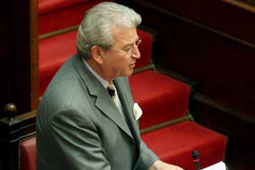 Τα μέτρα κατά της ακρίβειας θα αποδώσουν διαβεβαιώνει ο Χρ.Φώλιας