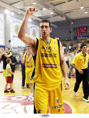 Προσοχή και καθαρό μυαλό, ζήτησε ο Μαρκόπουλος