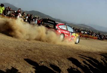 Καθαρό προβάδισμα Λοέμπ, προβλήματα για Ford