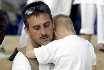 Περισσότεροι οι κίνδυνοι για το παιδί όταν ο πατέρας είναι άνω των 45