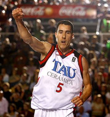 «Έσπασε» την έδρα της Μπαρτσελόνα η Ταού και ετοιμάζεται για «στέψη»