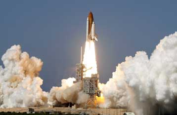 Εκτόξευση με μικροπροβλήματα για το διαστημικό λεωφορείο Discovery