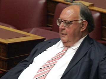 Συνεργασία ΠΑΣΟΚ-ΣΥΝ ή νέα τετραετία Καραμανλή, λέει ο Θ.Πάγκαλος