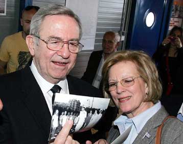 Επανέρχεται ο τέως βασιλιάς στις θέσεις Μητσοτάκη για τα γεγονότα του 1965