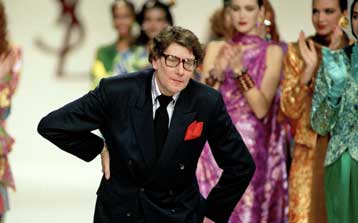 «Έφυγε» σε ηλικία 71 ετών ο Γάλλος σχεδιαστής μόδας Υβ Σαιν Λοράν