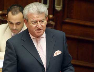 Σε συμφωνίες κυρίων για μειώσεις τιμών προσβλέπει το υπουργείο Ανάπτυξης