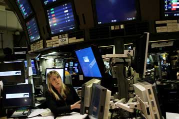 Ανοδικές τάσεις στην Ευρώπη, υποχώρηση στην Γουόλ Στριτ την Τρίτη