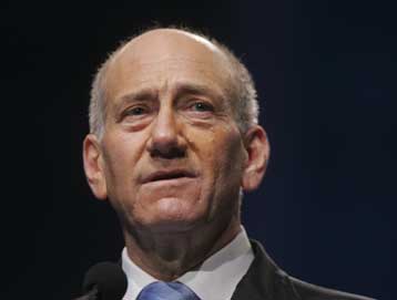 «Με όλα τα μέσα» πρέπει να τερματιστεί το πυρηνικό πρόγραμμα του Ιράν, λέει ο Ολμέρτ