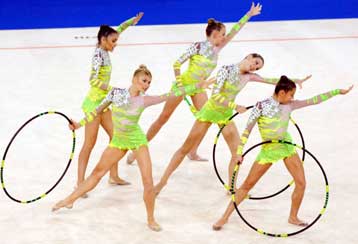 Στη «μάχη» του Ευρωπαϊκού πρωταθλήματος ρίχνεται η εθνική ρυθμικής γυμναστικής