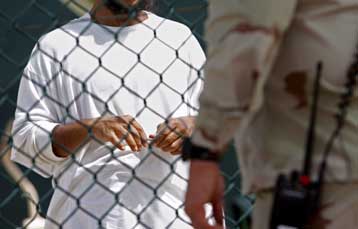 Ενώπιον στρατοδικείου πέντε ύποπτοι για τις επιθέσεις της 11ης Σεπτεμβρίου