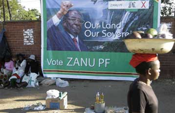 Σύλληψη διπλωματών από την αστυνομία της Ζιμπάμπουε