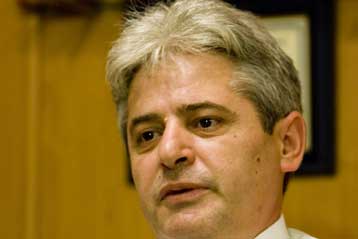 Συγκέντρωση διαμαρτυρίας του DUI για τη βία και νοθεία των εκλογών στην ΠΓΔΜ