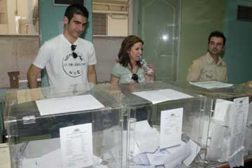 Κάλπες ξανά σε 19 τοπικές που διαπιστώθηκαν παρατυπίες αποφάσισε το ΠΑΣΟΚ