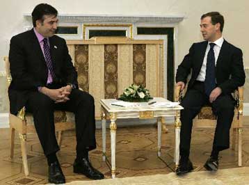 Νέα προειδοποίηση της Μόσχας για τα ΝΑΤΟϊκά σχέδια της Γεωργίας