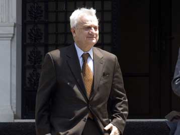 Σε υπεράκτιες εταιρείες αναζητούν οι Αρχές στοιχεία για την υπόθεση Siemens