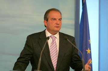 Επίσημη επίσκεψη Καραμανλή στην Αυστρία στις 9 Ιουνίου