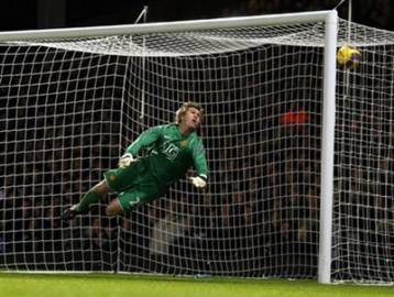 Ο Κοβαλέφσκι στη θέση του ο Κιούστζακ