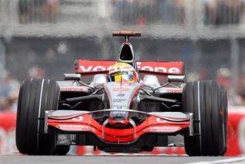 Στην pole position του Καναδά ο Χάμιλτον, με Κούμπιτσα δίπλα του