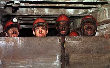 Αγνοούμενοι δεκάδες ανθρακωρύχοι στην Ουκρανία μετά από έκρηξη σε ορυχείο