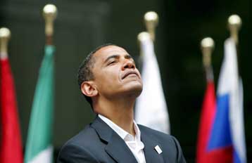 Με επαίνους απαντά ο Ομπάμα στην απόφαση της Κλίντον για εγκατάλειψη της κούρσας