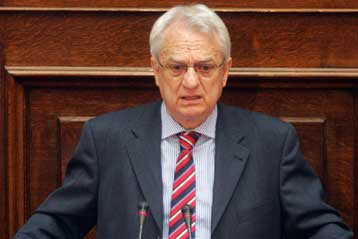 «Aνώριμη» η κοινωνία κατά τον Σ.Χατζηγάκη για το σύμφωνο συμβίωσης μεταξύ ομοφυλόφιλων