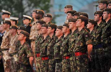 Τρεις Βρετανοί στρατιώτες έχασαν τη ζωή τους από επίθεση αυτοκτονίας στο Αφγανιστάν