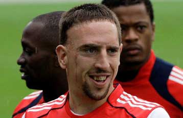 Ο Ριμπερί «βλέπει» τελικό Γαλλία-Γερμανία