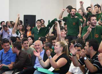 Επεισόδια και καταγγελίες στην εκλογή του νέου γραμματέα της ΠΑΣΠ