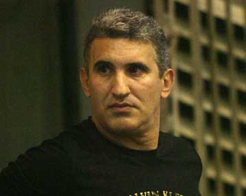 Από «δικέφαλο» σε «δικέφαλο» σκέφτεται να… πετάξει ο Δ. Δρόσος