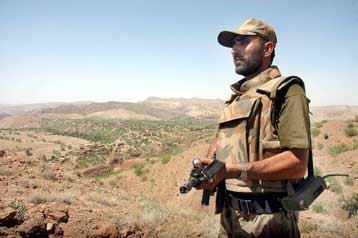 Στρατιώτες του Πακιστάν χάνουν τη ζωή τους από αμερικανικά πυρά