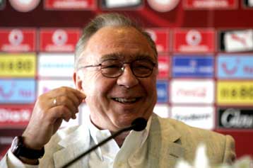 Κυκλοφόρησαν τα διαρκείας του Ολυμπιακού