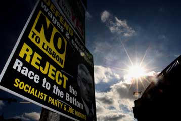 Κρίσιμο δημοψήφισμα στην Ιρλανδία για το μέλλον της Μεταρρυθμιστικής Συνθήκης