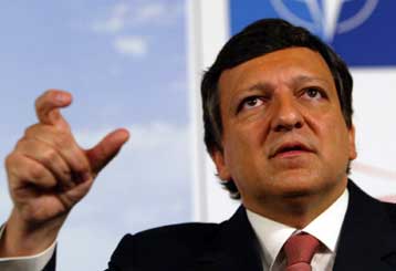 Πολιτικές απαντήσεις αναζητά η Κομισιόν, για αντιμετώπιση της «κρίσης» λόγω πετρελαίου