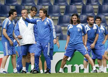 Η «συμμορία» των 11 που θα …χτυπήσει τη Ρωσία