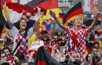 Επεισόδια με πυροβολισμούς και τραυματίες στην Κροατία