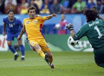 Με την πλάτη στον τοίχο η Ιταλία