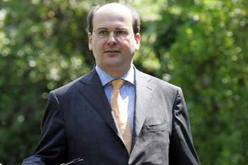 Για Ολυμπιακή και αστικές συγκοινωνίες συζήτησαν Καραμανλής-Χατζηδάκης