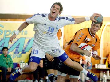 Νίκησε το «μεγαθήριο», έχασε το εισιτήριο