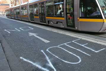 Αμήχανοι μετά το ιρλανδικό «όχι», οι Ευρωπαίοι υπουργοί αναζητούν ιδέες