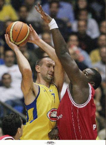 Πολύ κοντά στον Ολυμπιακό ο Νίκολα Βούισιτς