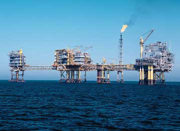 Κάτω από τα 134 δολάρια υποχωρούν την Τρίτη οι τιμές του πετρελαίου